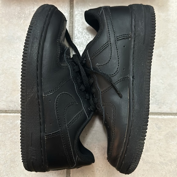 Nike Air Force 1 - Picture 7 of 7